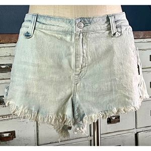 Anthropologie Pilcro Denim Shortie Shorts Size 32